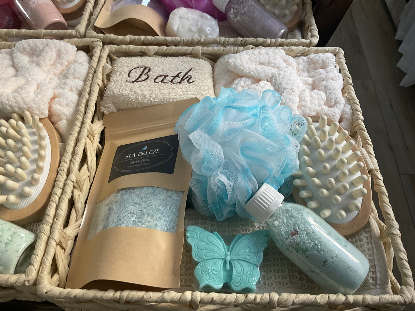 Spa gift basket