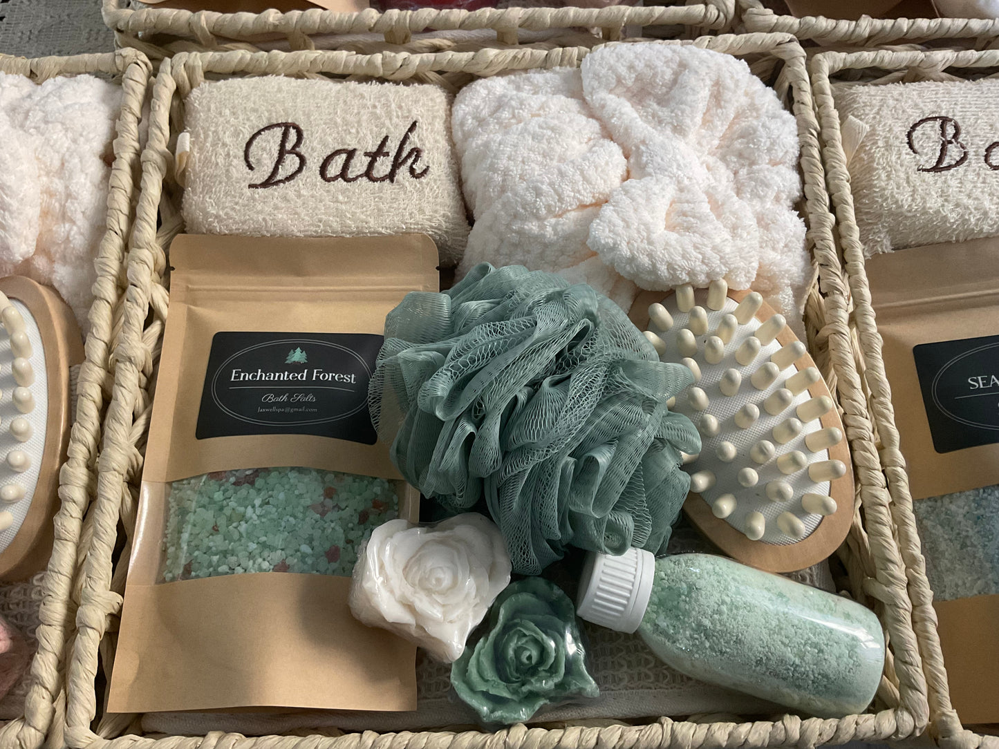 Spa gift basket