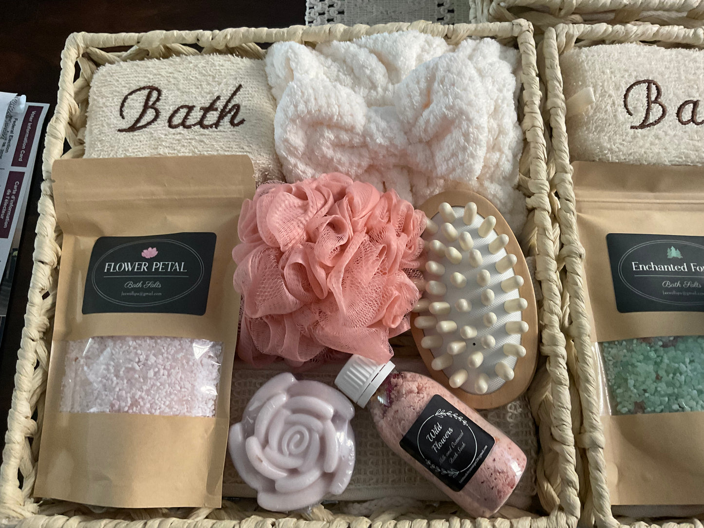 Spa gift basket
