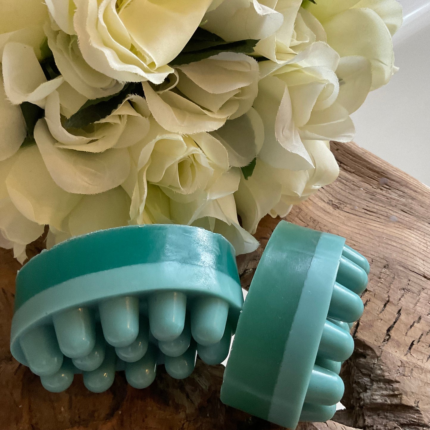 Coconut and glycerin sea breeze massage soap bars