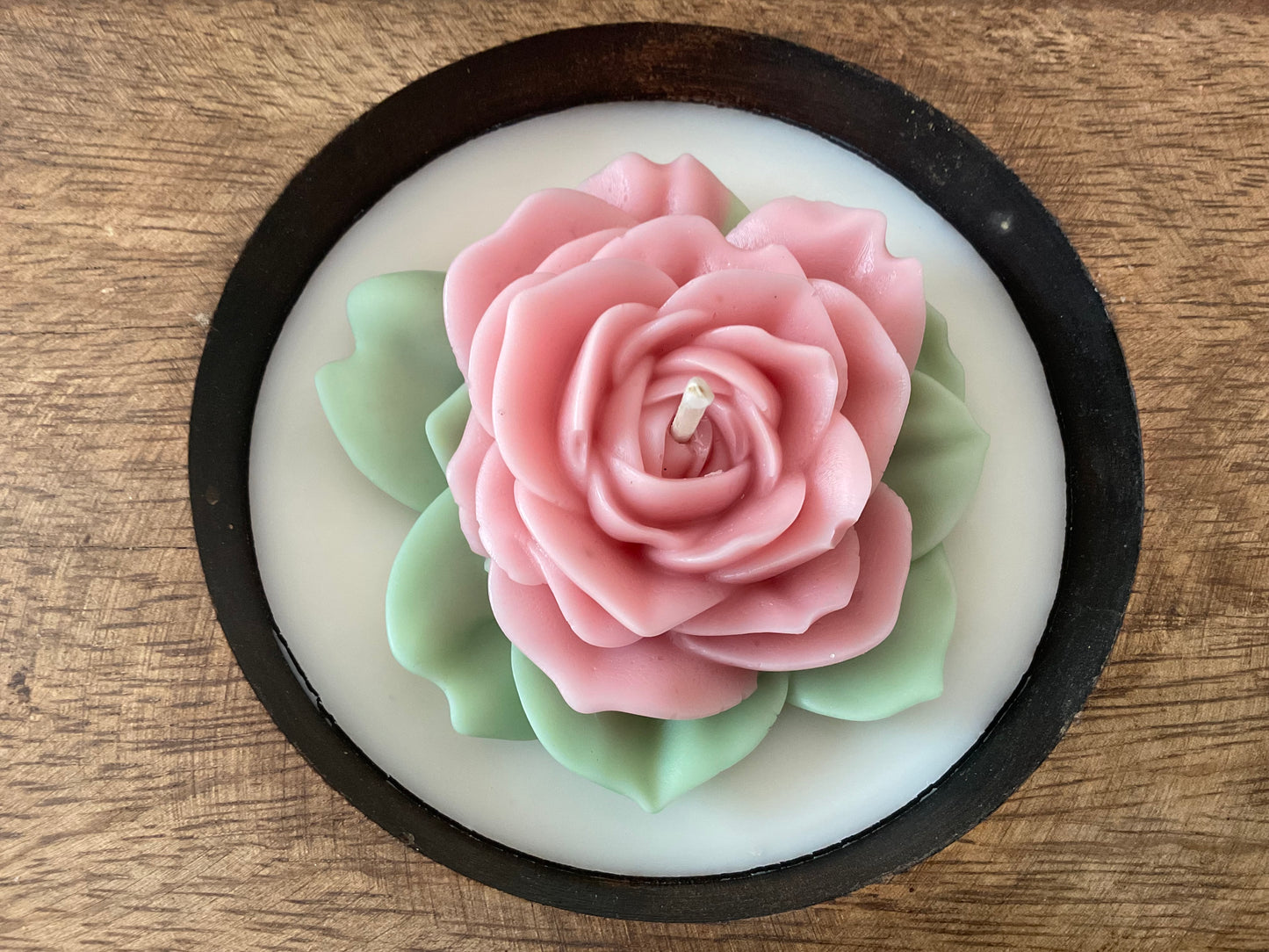 Wood bowl rose candle